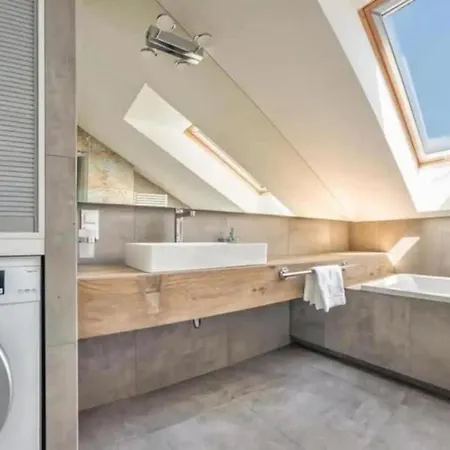 Close-golden - Cozy And Bright - Great Location &swietej Barbary Appartement Gdańsk