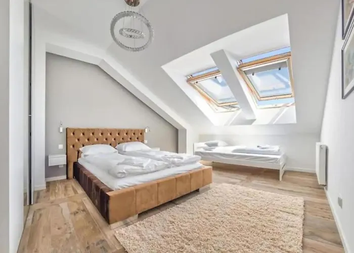 Lägenhet Close-golden - Cozy And Bright - Great Location &swietej Barbary *